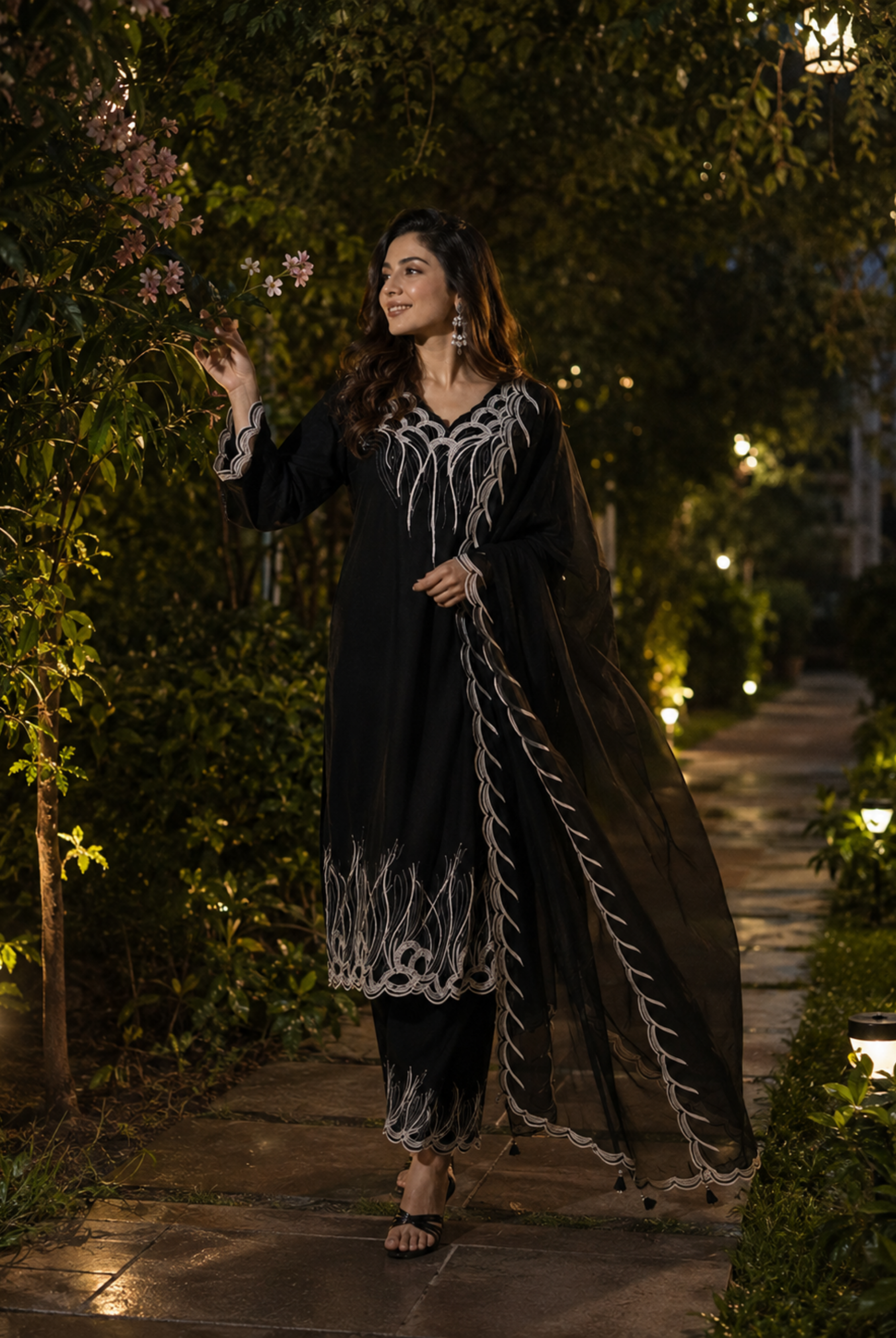 Black & White Embroidered Fox Georgette Suit Set